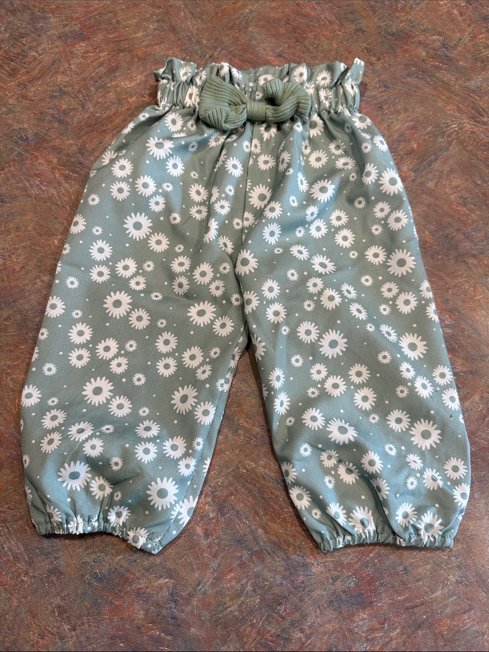🤑NWOT Baby Floral Elastic-Waist Pants in Sage Green🤑